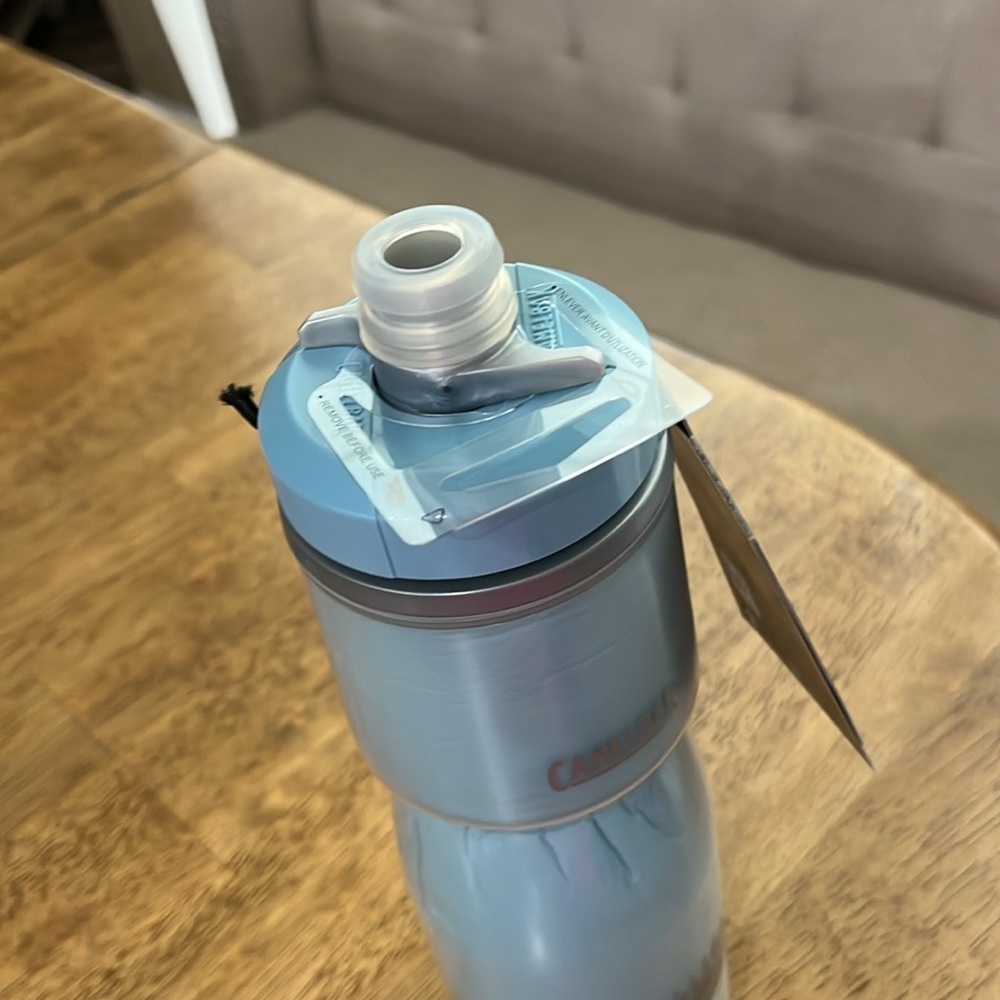 NEW Camelbak 24 oz Podium Water Bottle Stone Blue - Picture 3 of 3